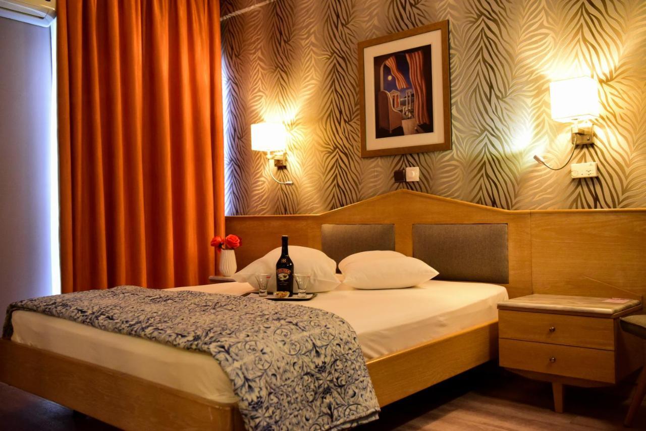 Eva Hotel פיראוס מראה חיצוני תמונה